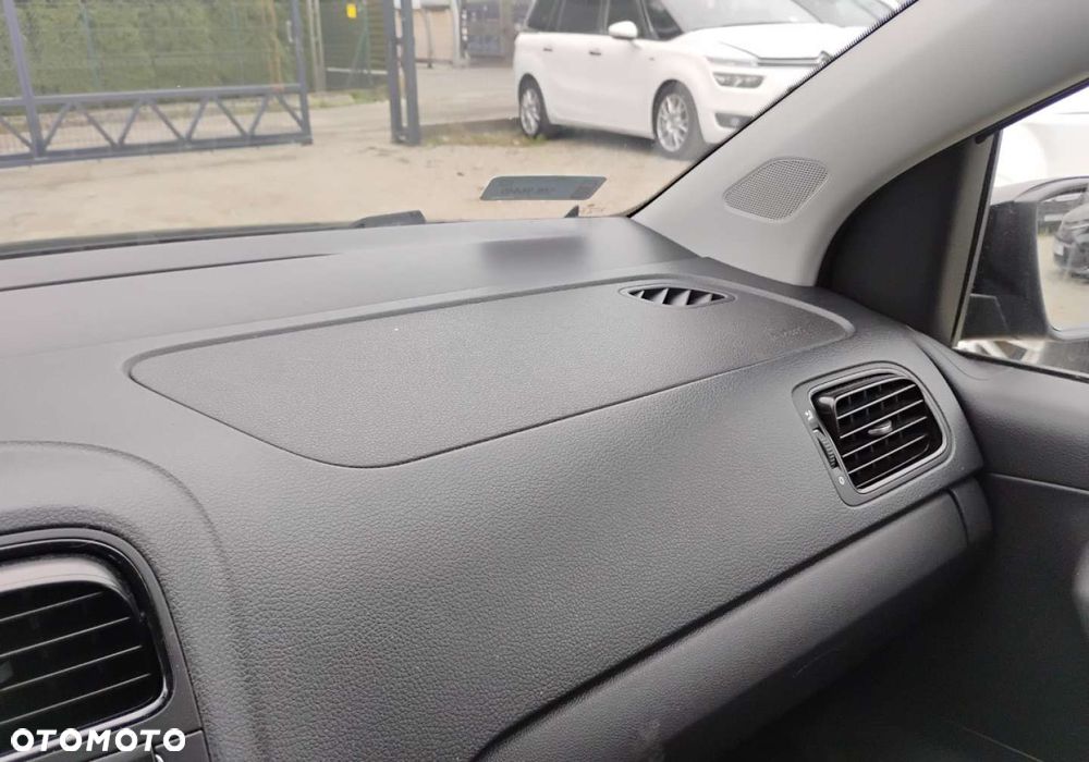 Volkswagen Polo - 17