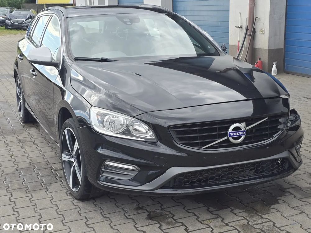 Volvo V60 D2 Drive-E R-Design Momentum - 5