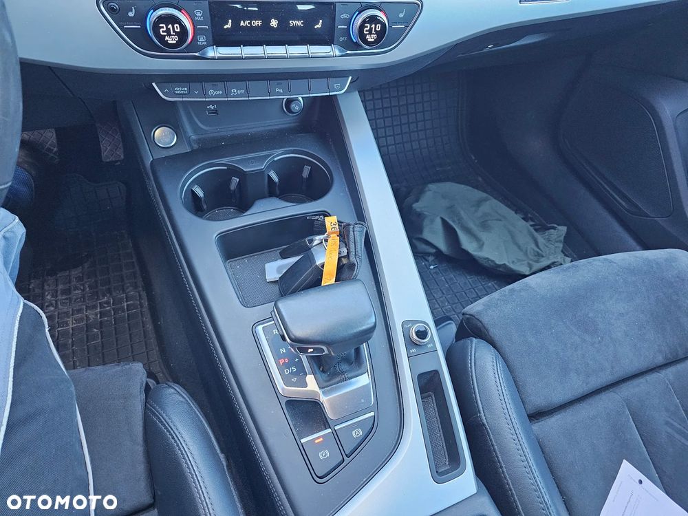 Audi A4 Avant 40 TDI quattro S tronic advanced - 20