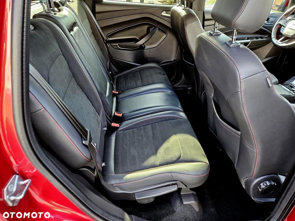 Ford Kuga 2.0 TDCi 4x4 ST-Line - 21