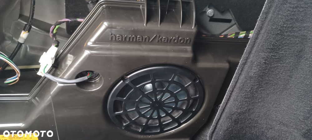 Mercedes-Benz Klasa C 200 Avantgarde Edition - 34