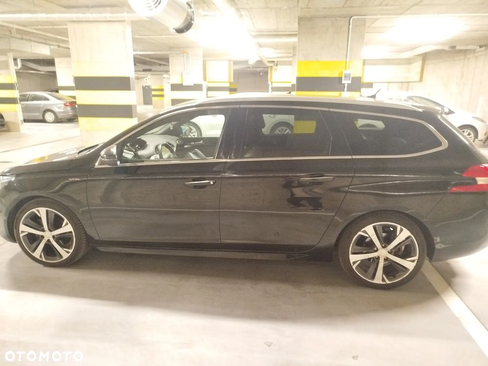 Peugeot 308 PureTech 130 GPF EAT8 Stop & Start Tech Edition - 32