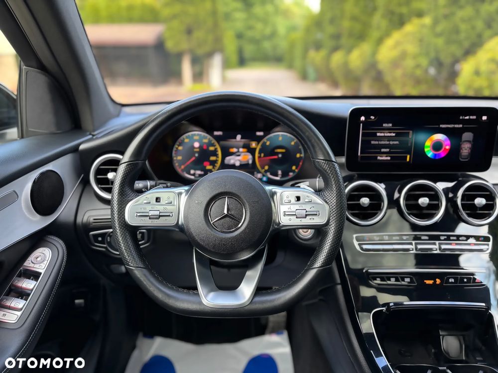 Mercedes-Benz GLC 220 d 4Matic 9G-TRONIC AMG Line - 24