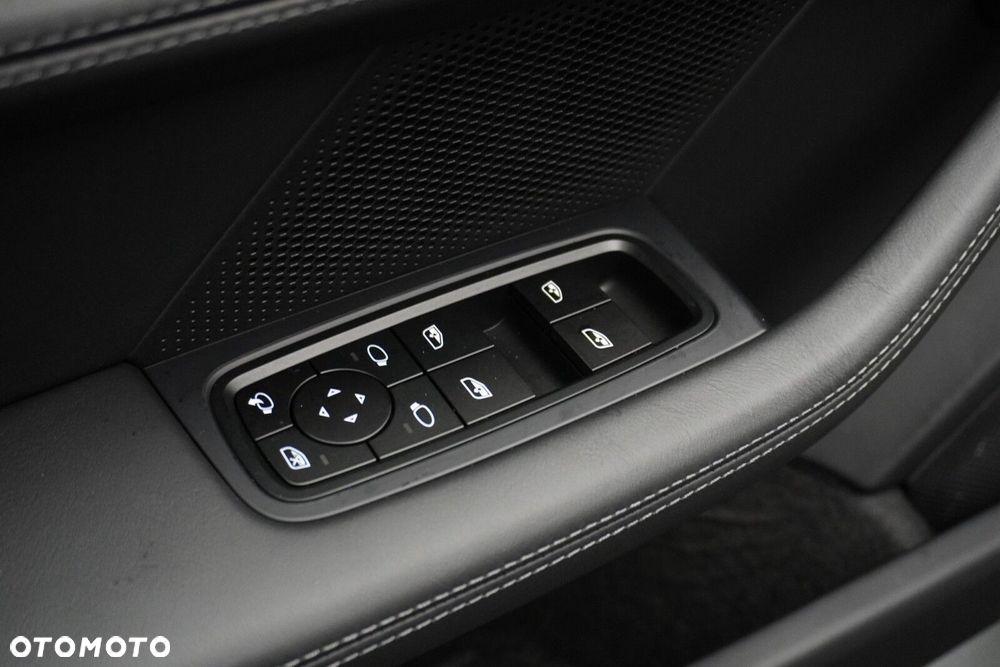 Porsche Taycan 105kWh 4S Performance Plus - 18