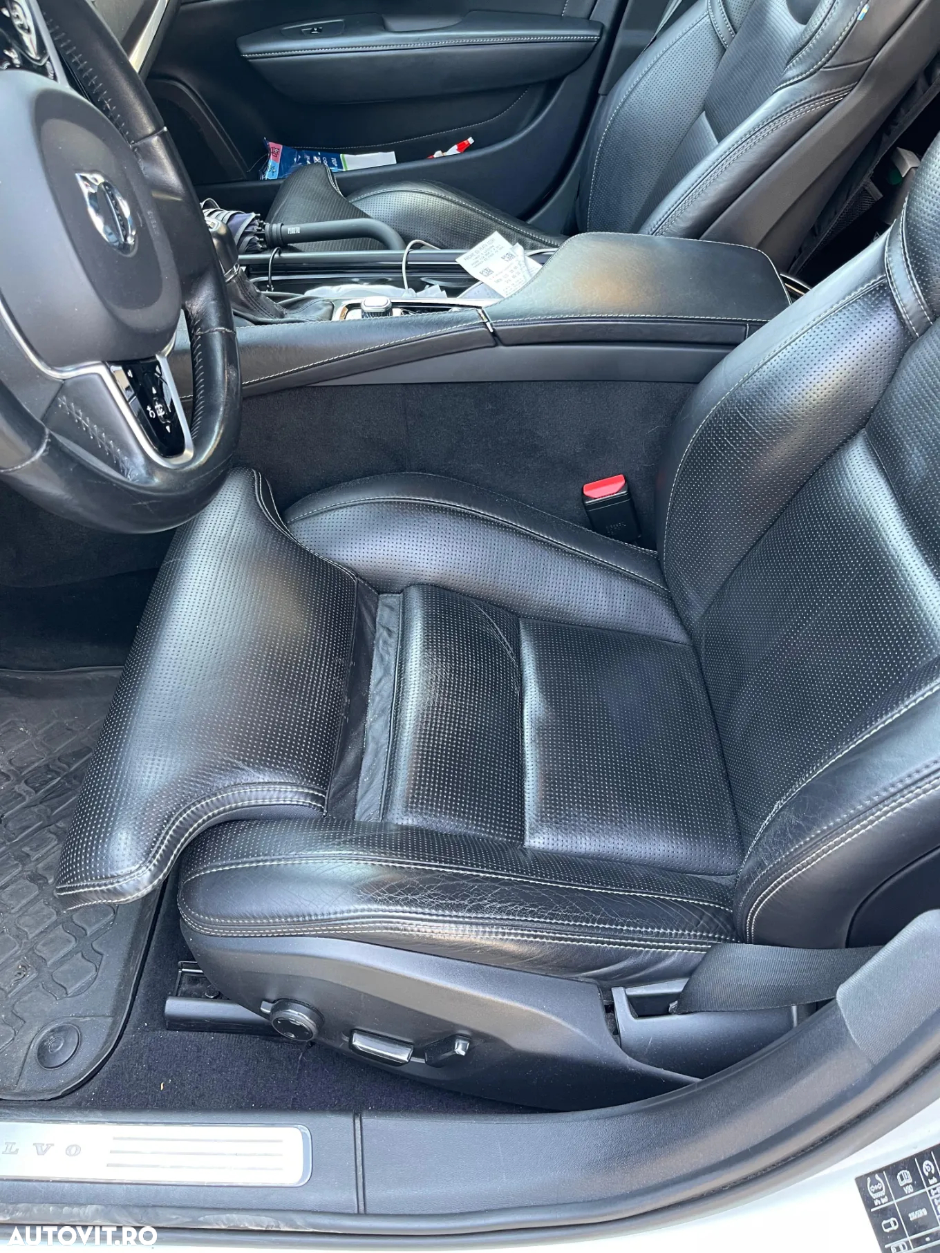 Volvo V90 V90CC D5 AWD - 4