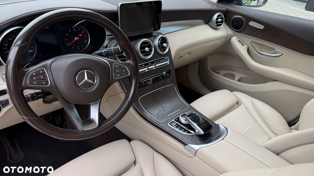 Mercedes-Benz GLC - 8