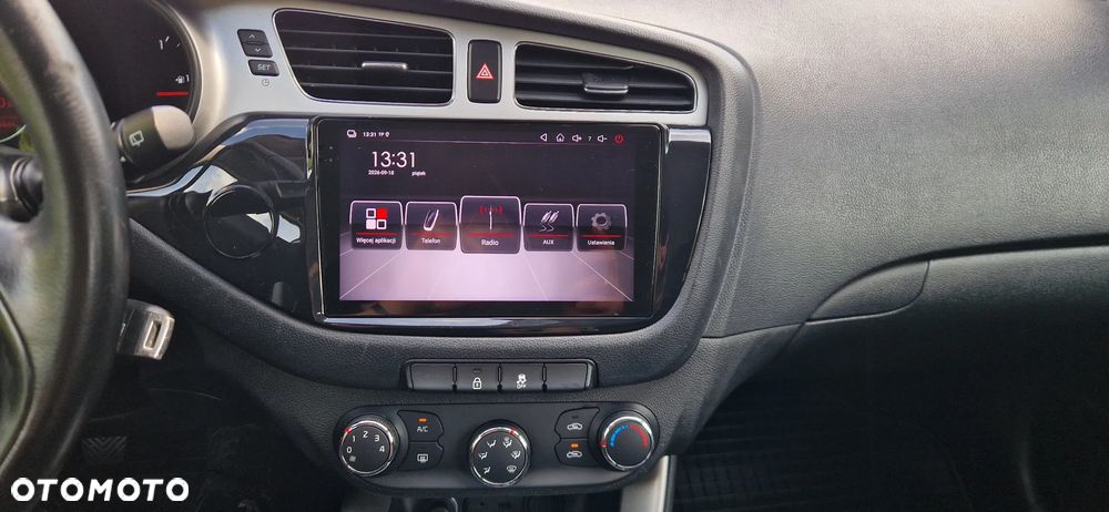 Kia Ceed 1.4 Business Line - 24