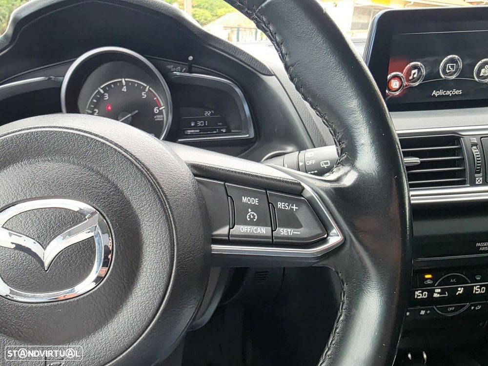 Mazda 3 Hatchback 1.5 Sky-D Excellence - 23