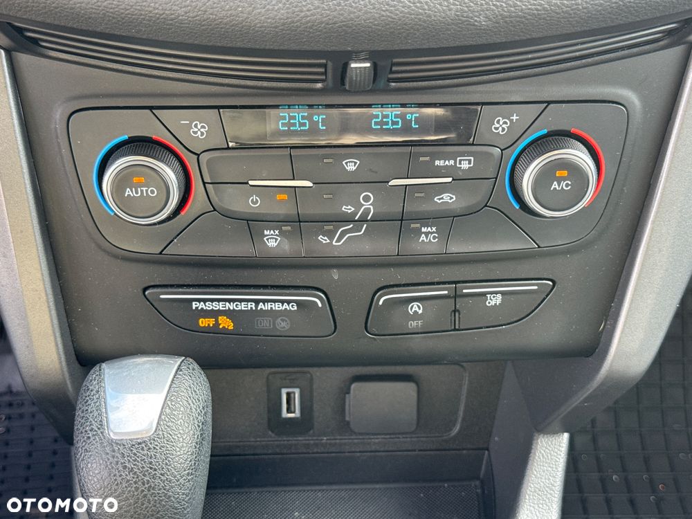 Ford Escape 1.5 EcoBoost AWD SE - 32