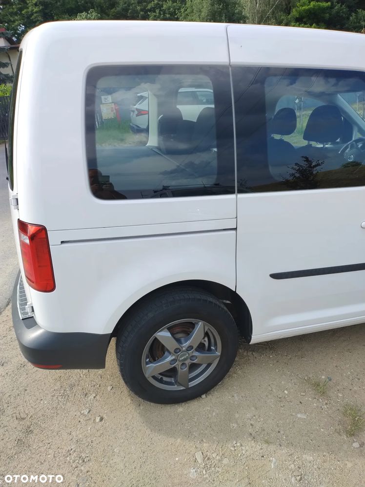 Volkswagen Caddy - 4