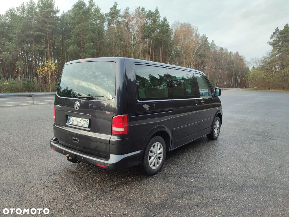 Volkswagen Multivan - 2