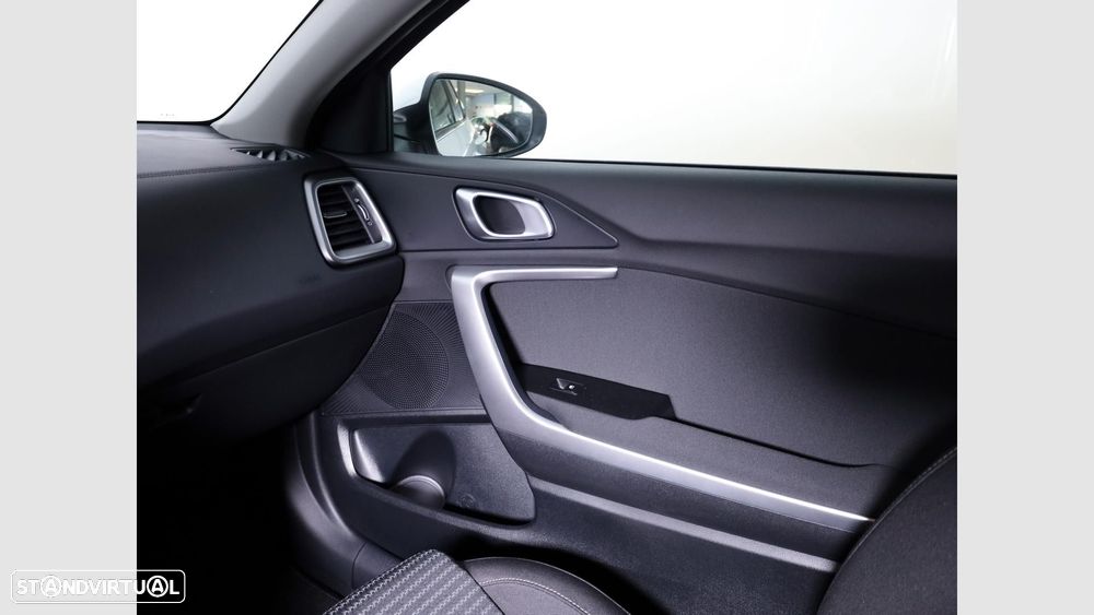 Kia XCeed 1.0 T-GDI Dynamic+ - 18