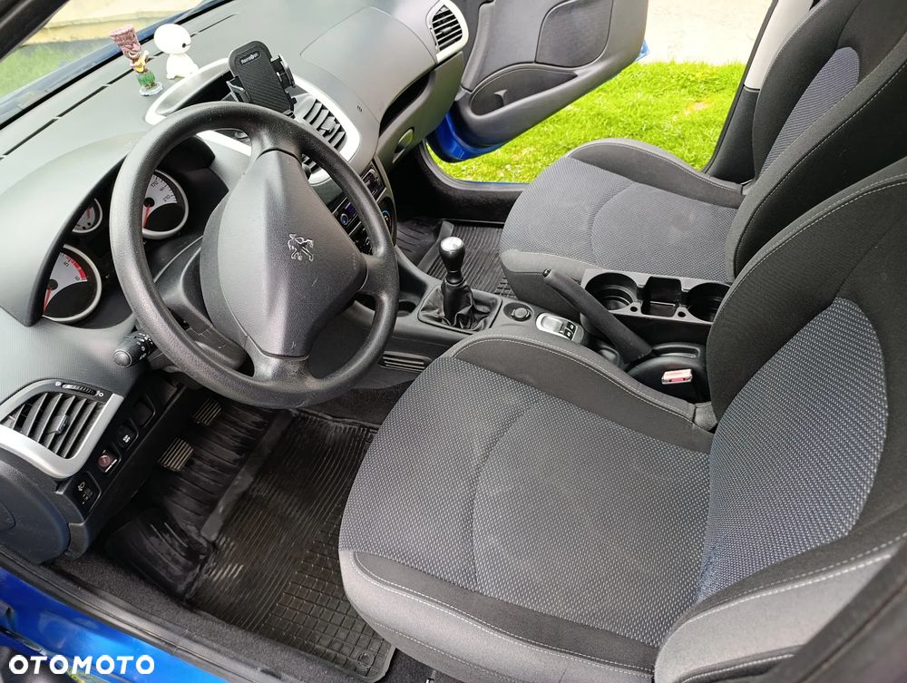 Peugeot 206 plus - 10