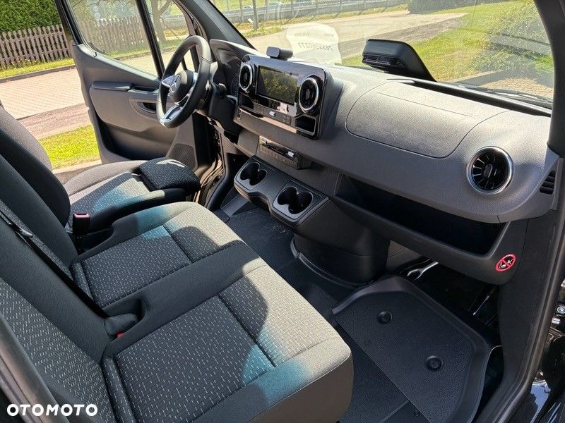 Mercedes-Benz SPRINTER 317 CDI FURGON PRO L2H1 - 13