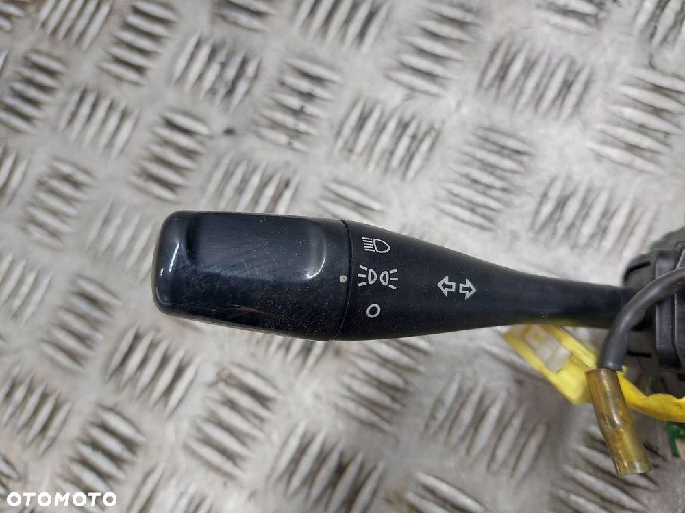 MANETKA PRZEŁĄCZNIK ZESPOLONY TAŚMA SYGNAŁU MITSUBISHI LANCER VII - 2