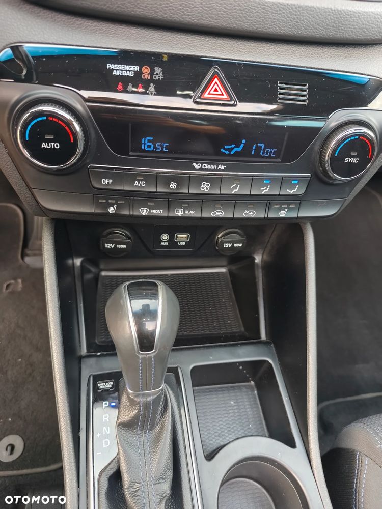 Hyundai Tucson blue 1.7 CRDi 2WD DCT Style - 10