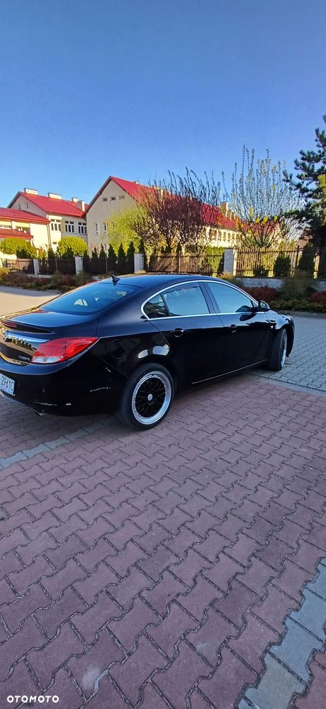 Opel Insignia 2.0 Turbo 4x4 Cosmo - 3
