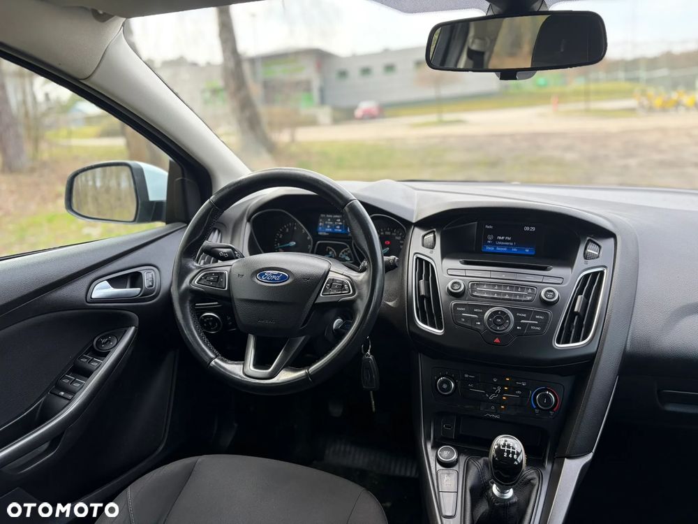 Ford Focus 1.0 EcoBoost Trend - 9