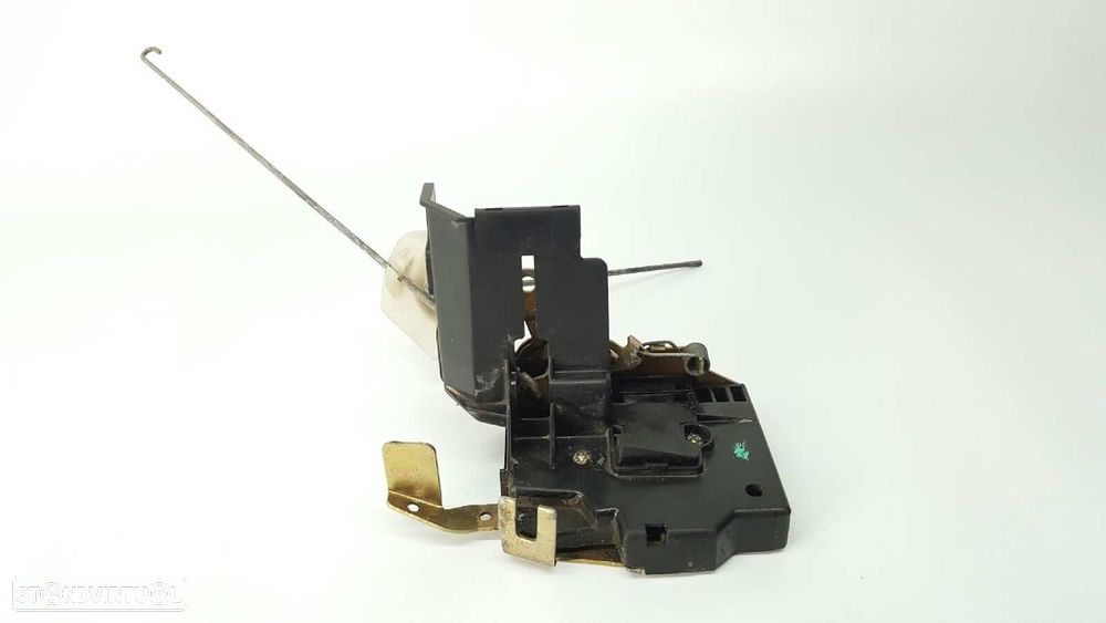 FECHADURA PORTA FRENTE DIREITA BMW SERIE 3 TOURING/CABRIO(E30) 318I TOURING - 1