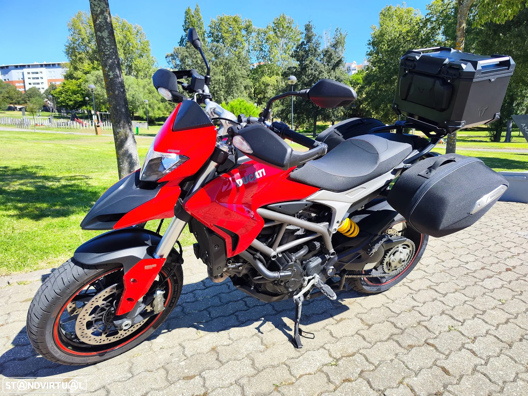 Ducati Hypermotard 821 Strada Abs - 10