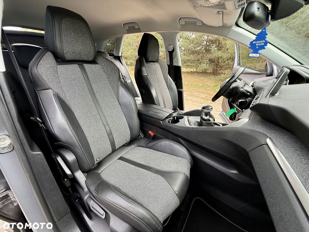 Peugeot 3008 BlueHDi 130 Stop & Start Allure - 25