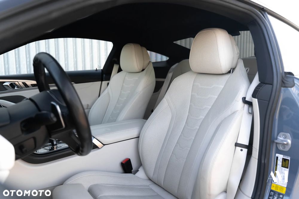 BMW Seria 8 M850i xDrive - 24
