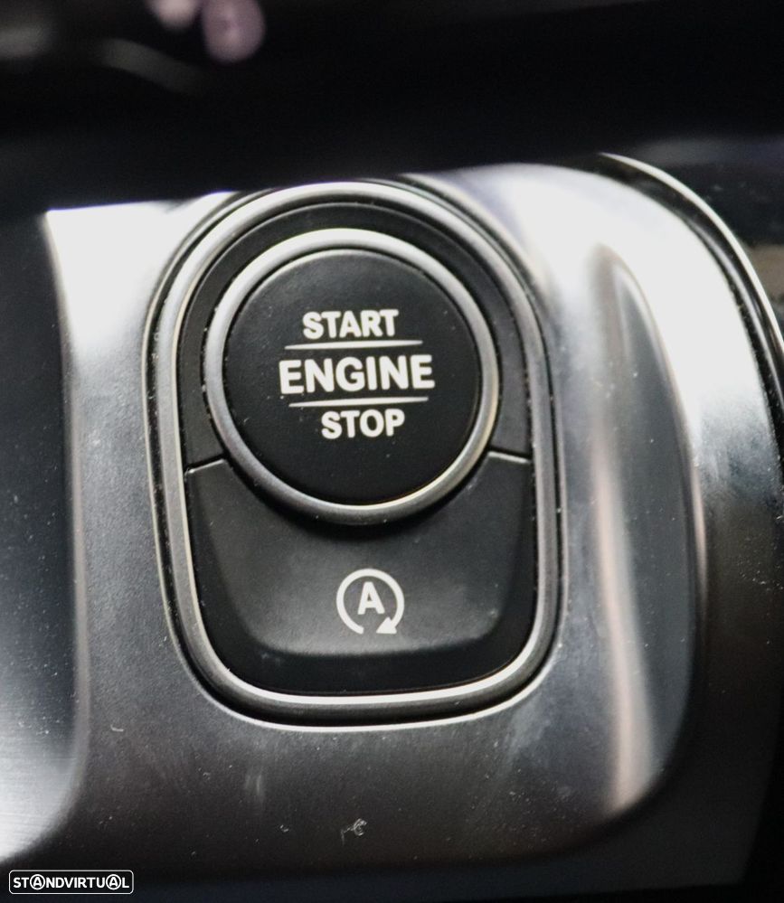 Mercedes-Benz GLB 180 d Progressive - 18
