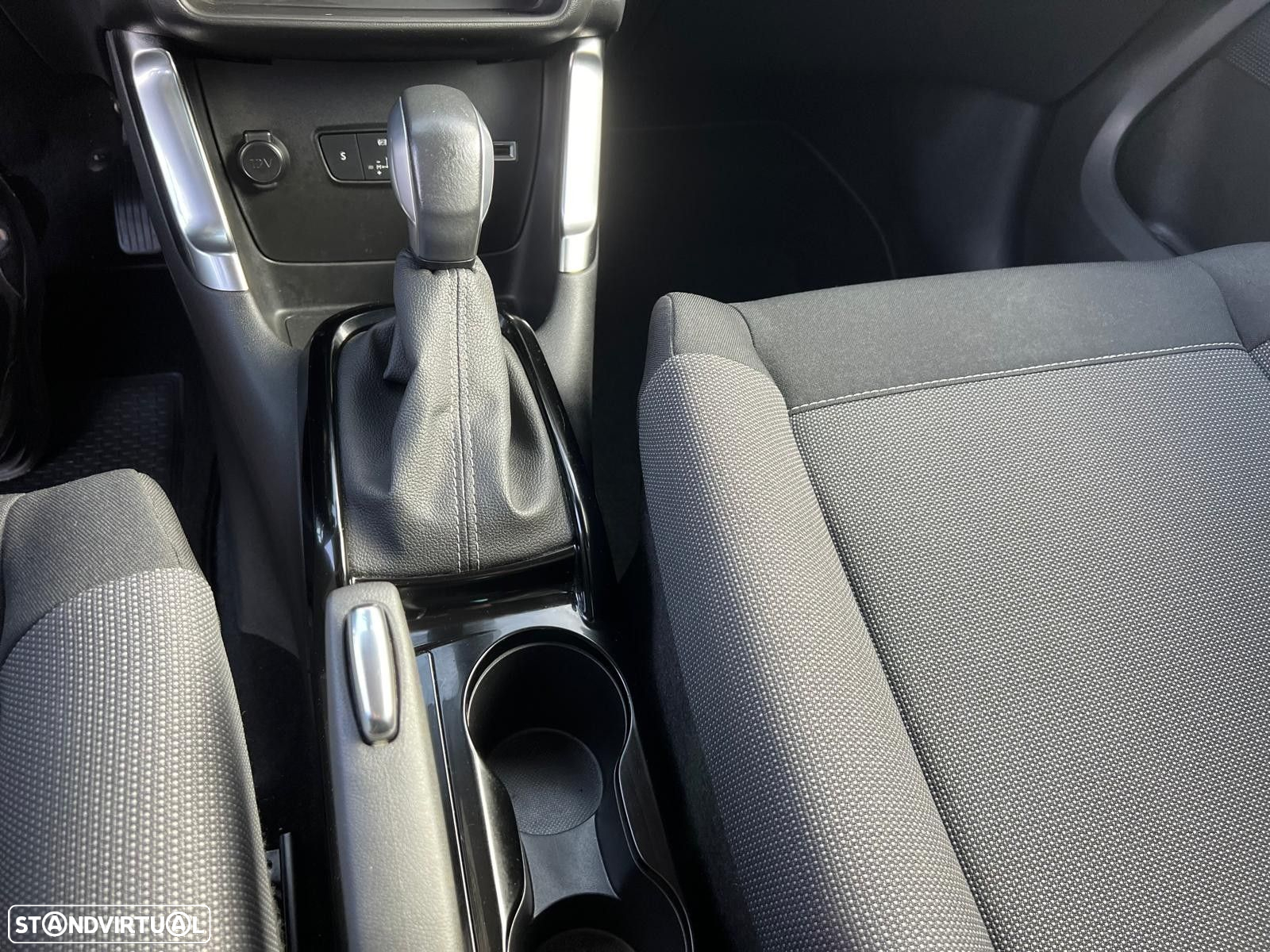 Citroën C3 Aircross BlueHDI 120 Stop & Start EAT6 FEEL PACK - 28