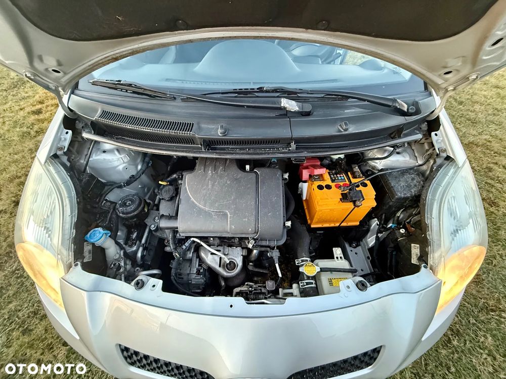 Toyota Yaris 1.0 Terra A/C - 8