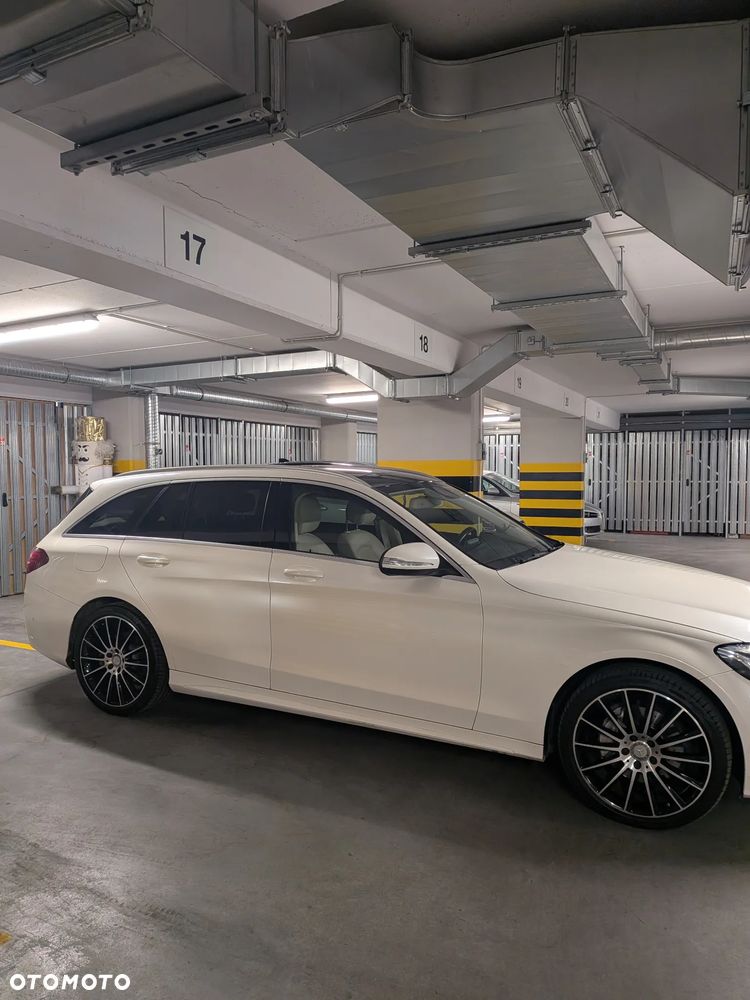 Mercedes-Benz C-Class 2015 photo 3
