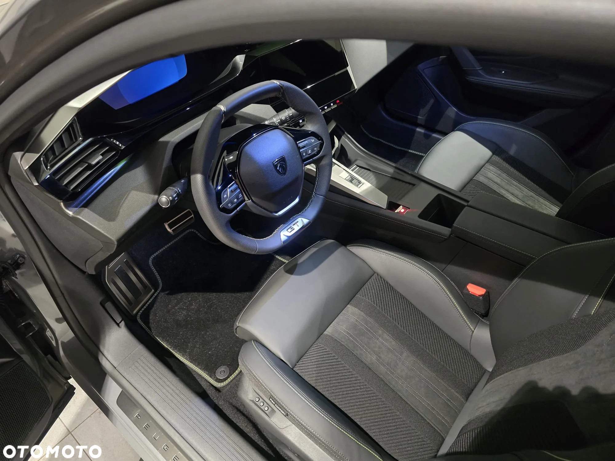 Peugeot 408 1.2 PureTech mHEV GT S&S e-DSC6 - 8