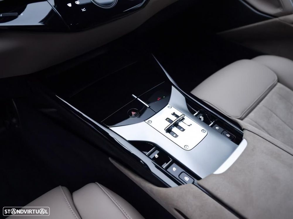 Ferrari Purosangue - 18