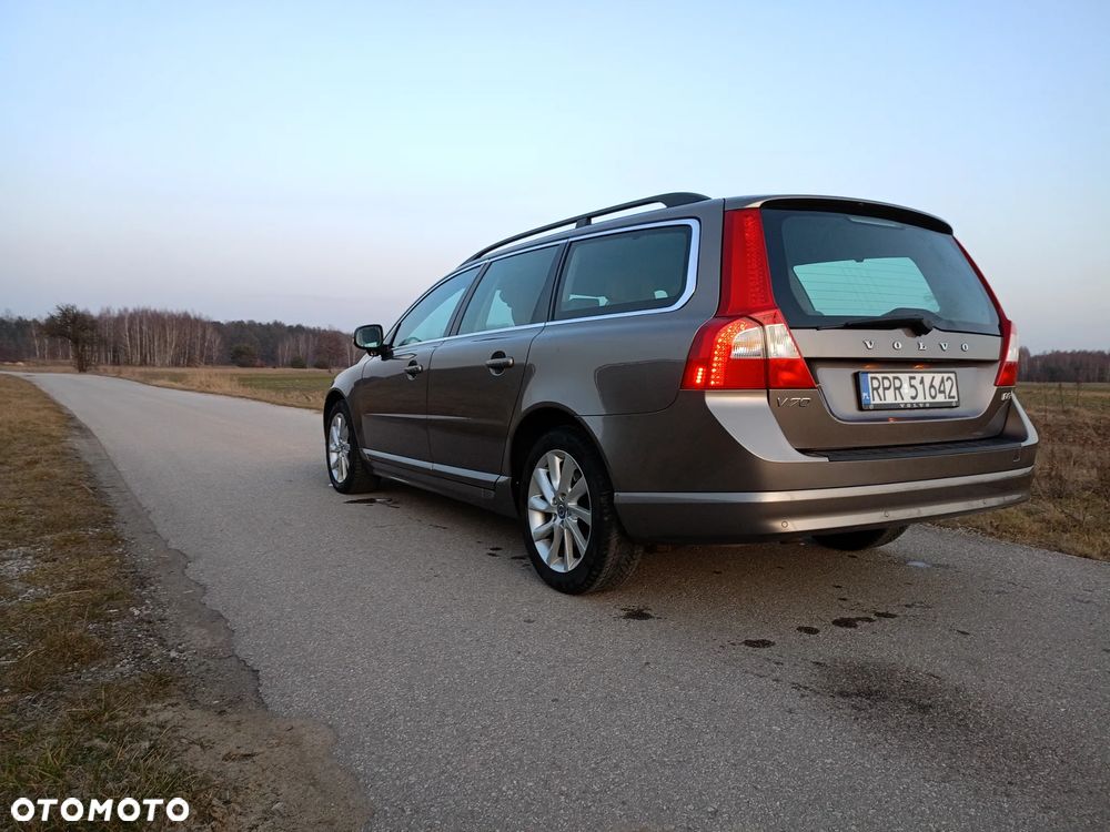 Volvo V70 D3 Geartronic Momentum - 3