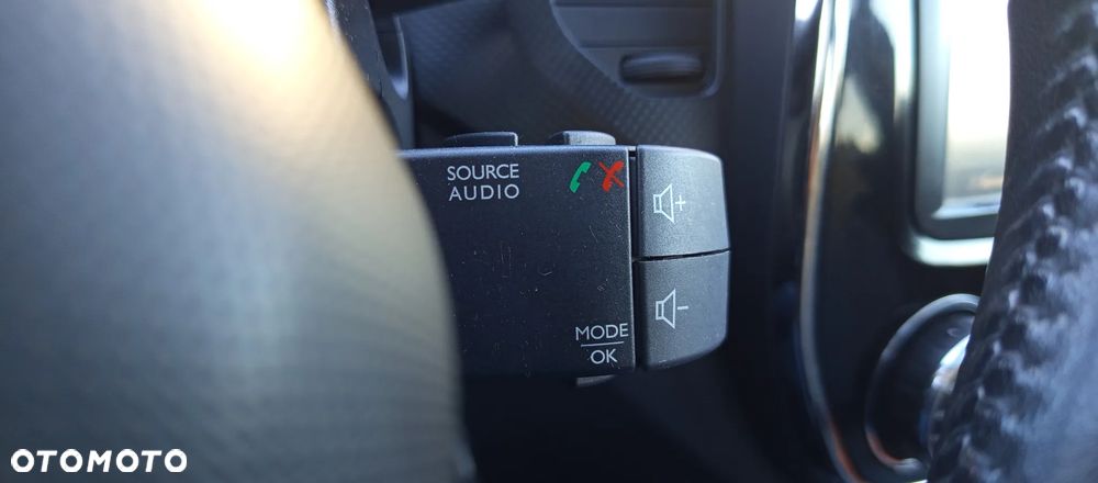 Renault Captur ENERGY dCi 90 Start&Stop Luxe - 15