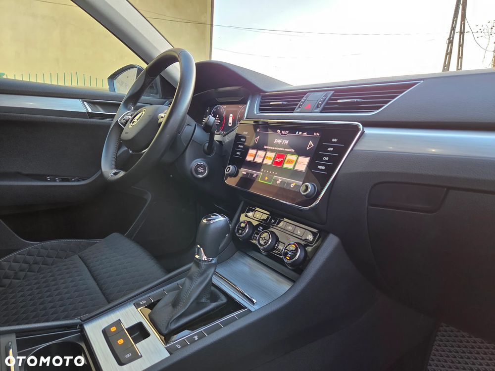 Skoda Superb 1.5 TSI Ambition DSG - 18