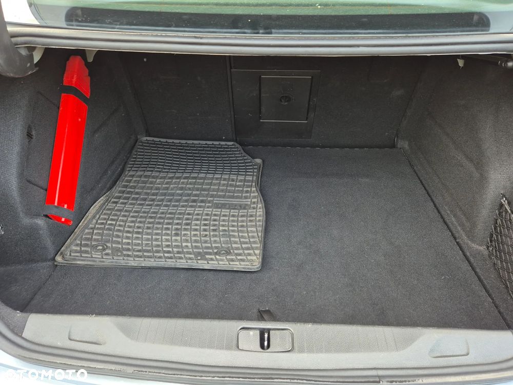 Opel Astra IV 1.4 T Active - 20
