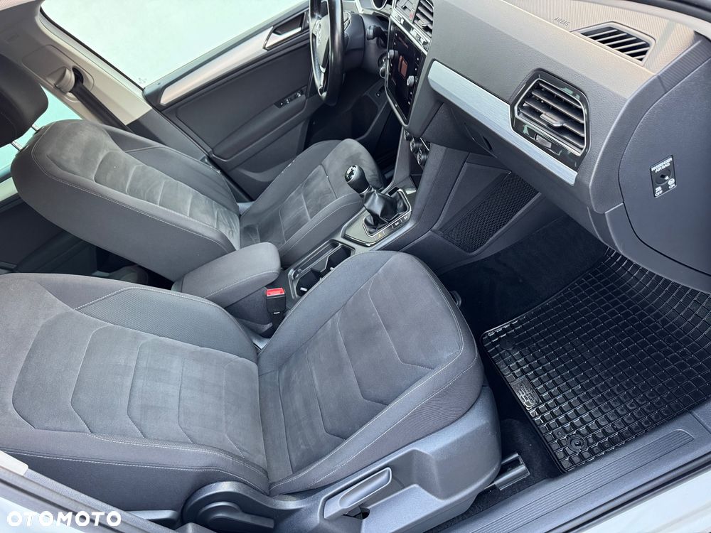 Volkswagen Tiguan 2.0 TDI Perfectline R-Style - 21