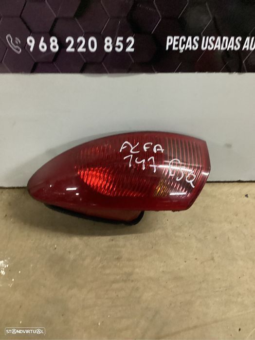 Farolim traseiro esquerdo alfa romeo 147 de 2002 - 2