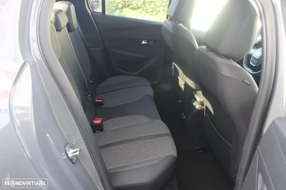 Peugeot 208 1.2 PureTech Allure Pack - 14