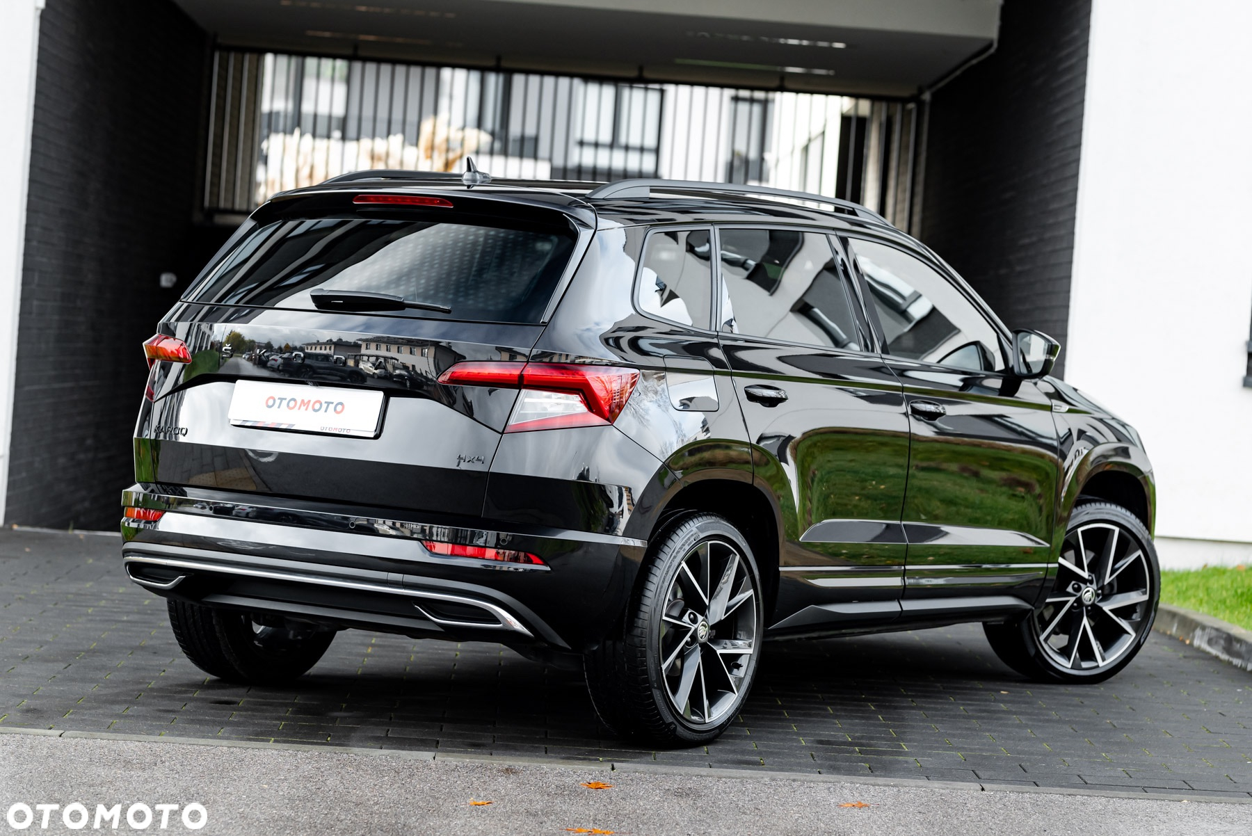 Skoda Karoq 2.0 TSI 4x4 DSG Sportline - 10