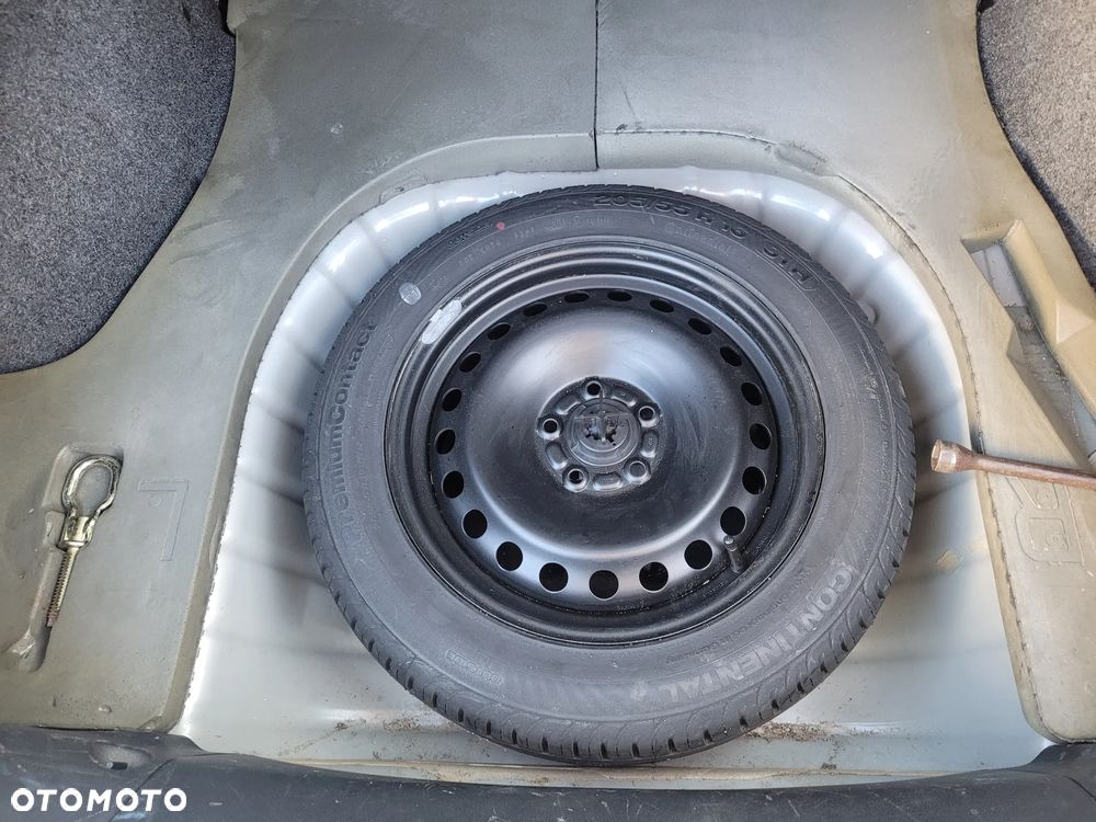 Ford Mondeo 1.8 Ghia - 18