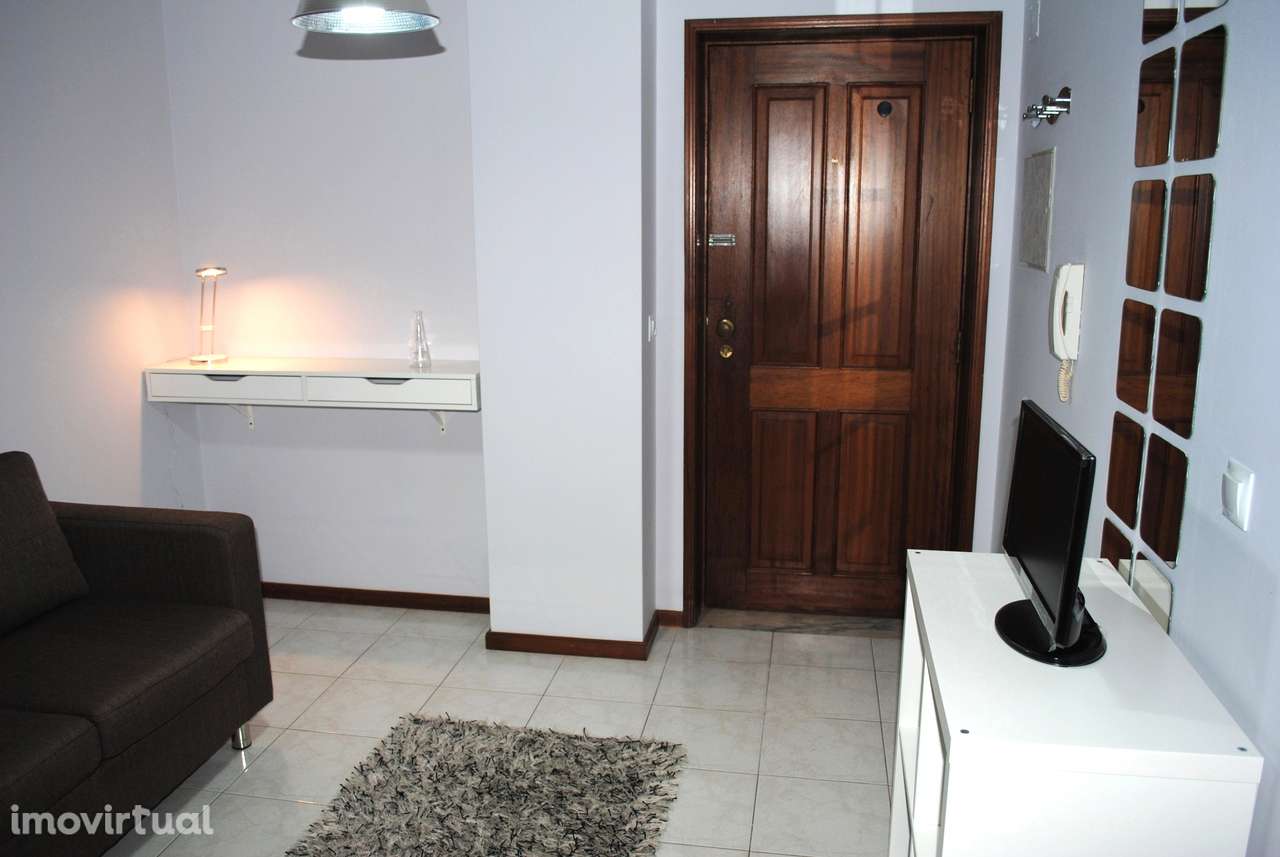 Oportunidade de Investimento: 3 quartos - Rentabilidade em Aveiro - Grande imagem: 4/19