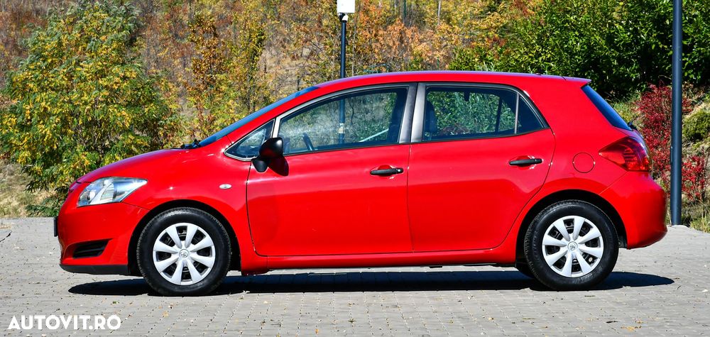 Toyota Auris 1.4 D-4D Luna - 23