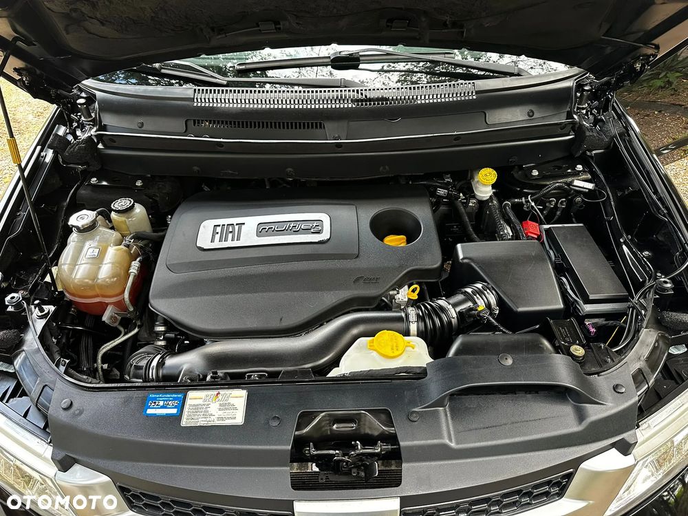 Fiat Freemont 2.0 Multijet Lounge AWD - 32