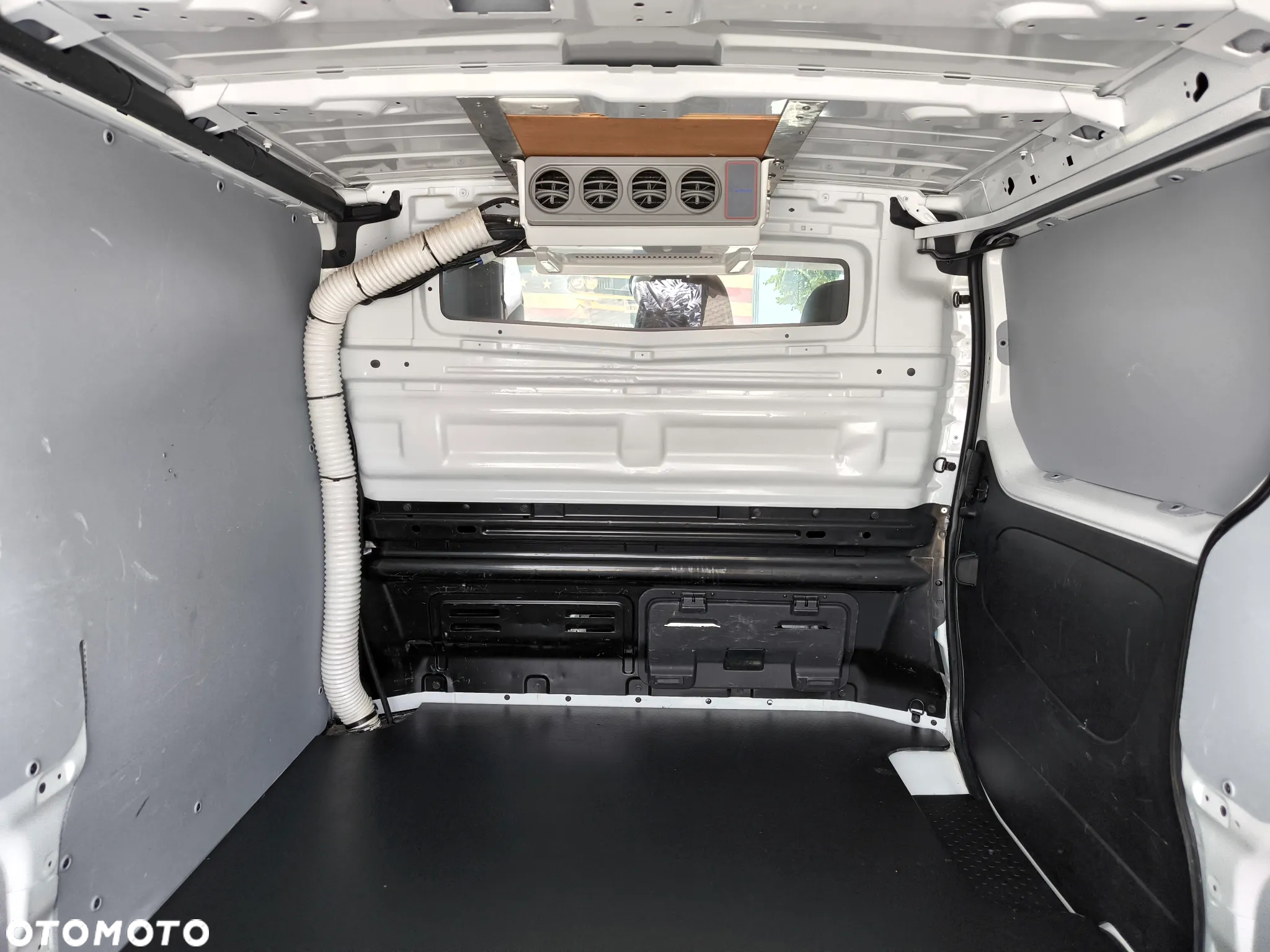 Renault Trafic - 15