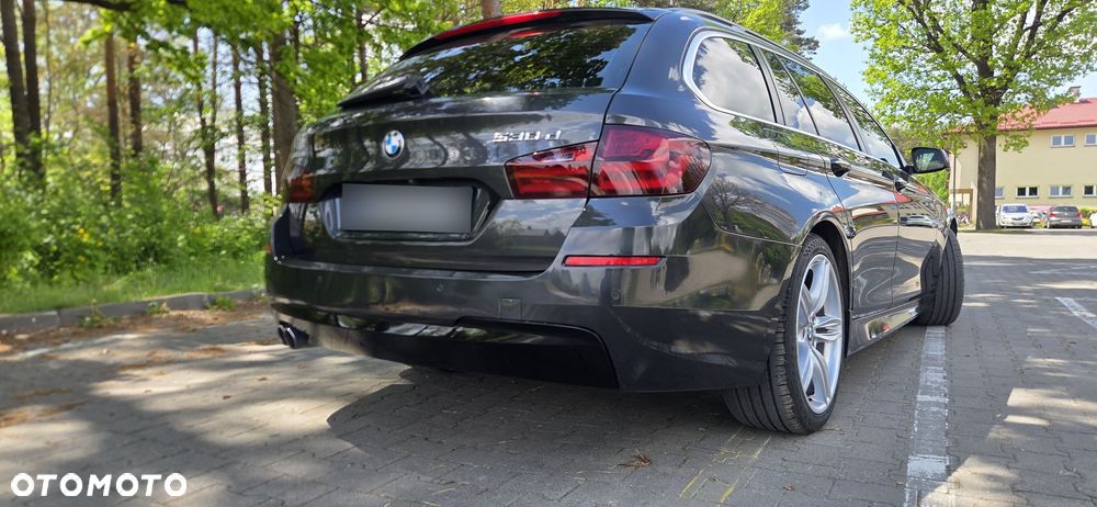 BMW Seria 5 530d xDrive - 18