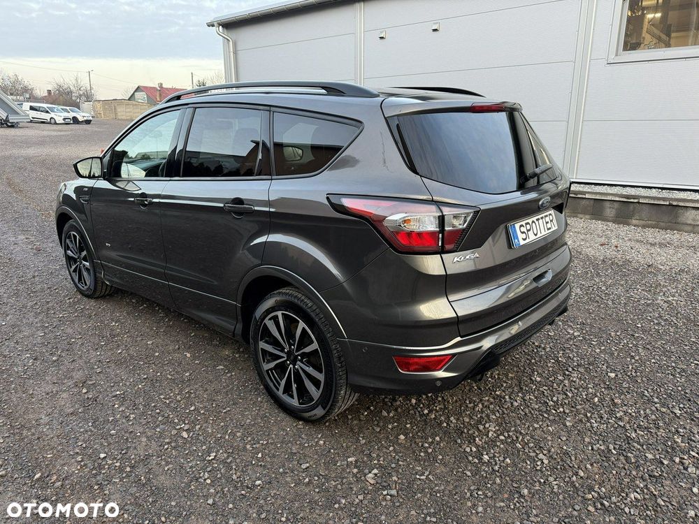 Ford Kuga - 8