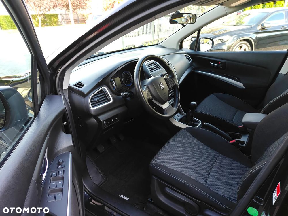 Suzuki SX4 S-Cross 2013