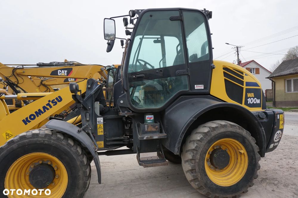 Komatsu WA 100 - 9