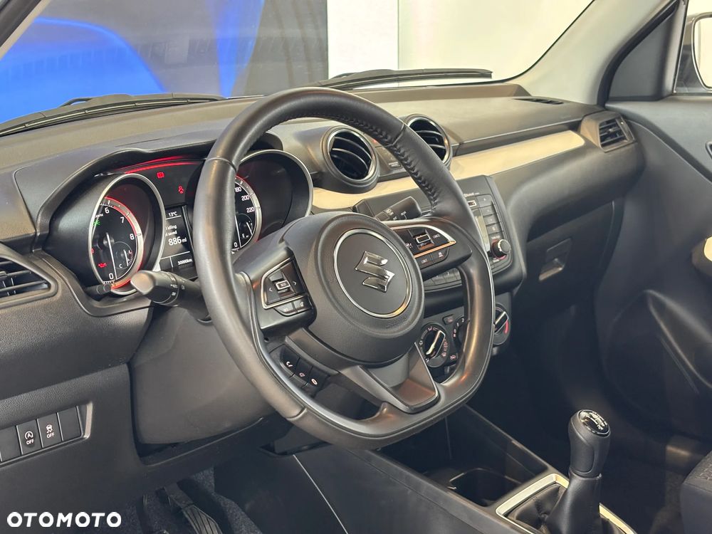 Suzuki Swift 1.2 Dualjet SHVS Premium - 32